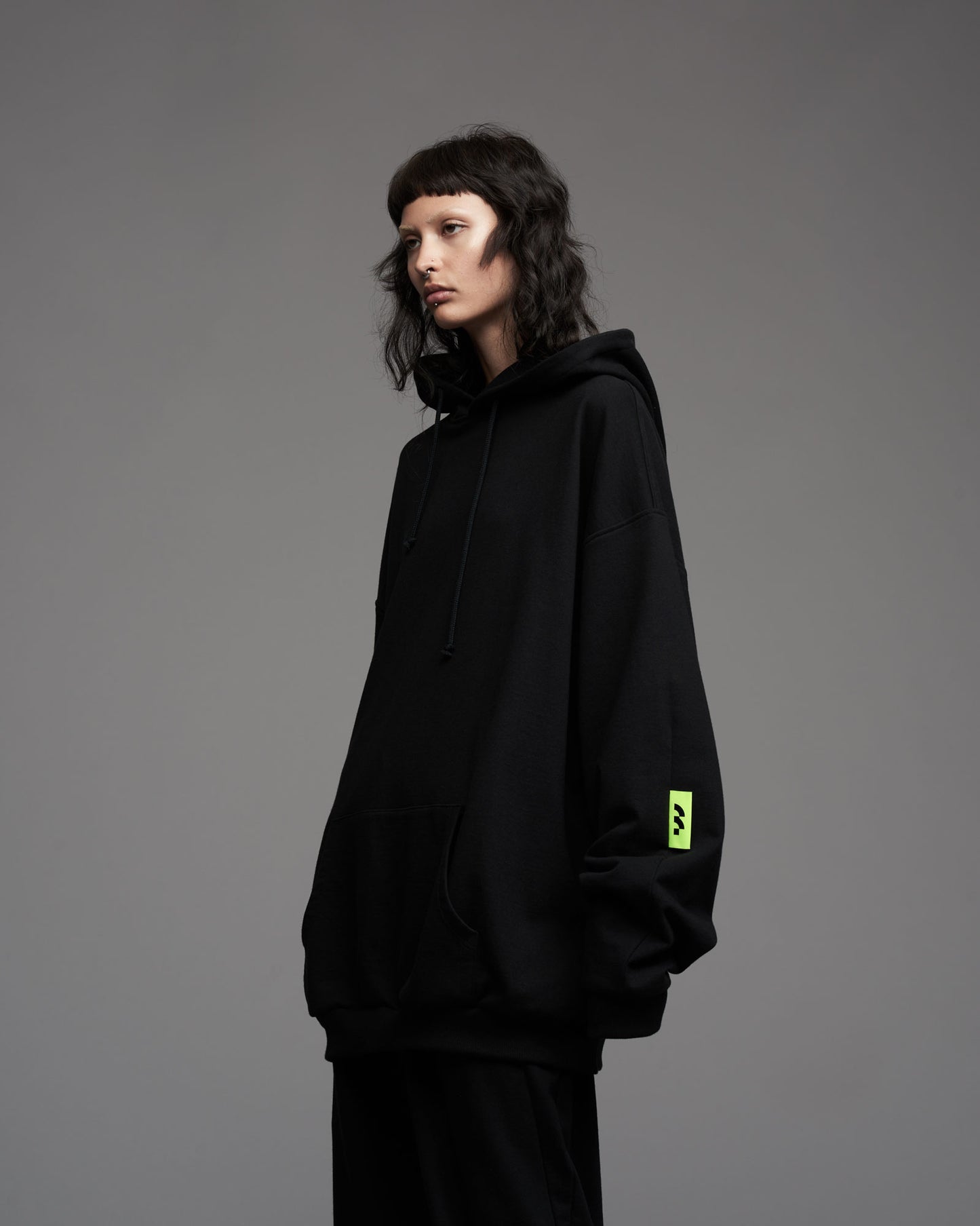 OVERSIZE HOOD BLACK